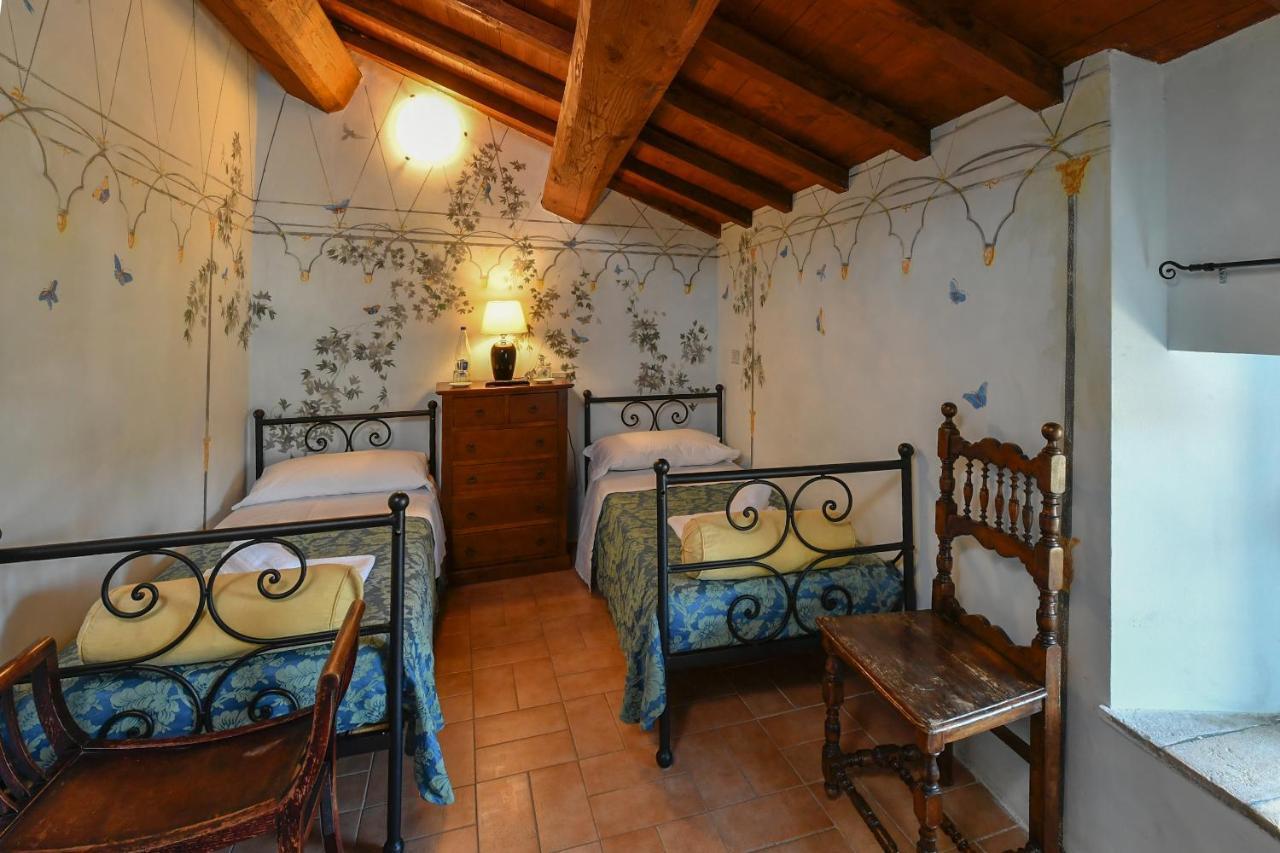 Castello Costaguti Hotel Roccalvecce Exterior photo